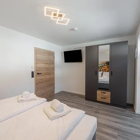 #1 Jsliving Business Work&Stay - Barrierefrei Private Terrasse Arbeitsplatz Mit Highspeedwlan * Horb am Neckar